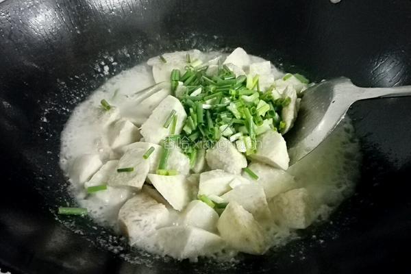 焖香芋的做法图解4