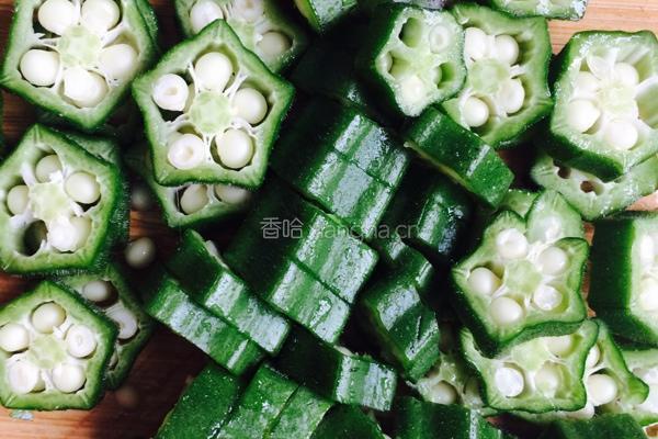 电饼铛秋葵摊蛋饼的做法图解1