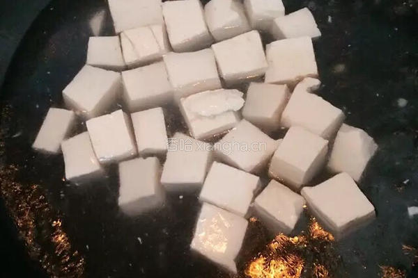 麻婆豆腐的做法图解1