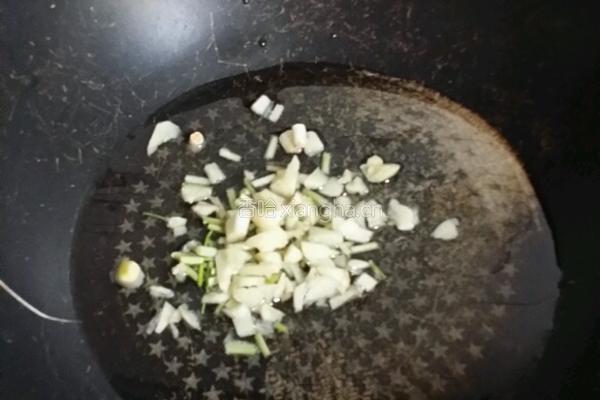蚝油菌菇蔬的做法图解2