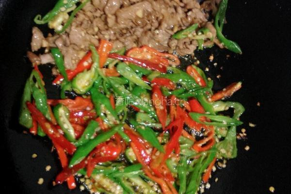 木耳炒肉的做法图解5