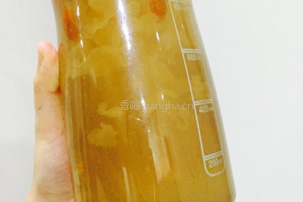 银耳莲子糖水的做法图解4