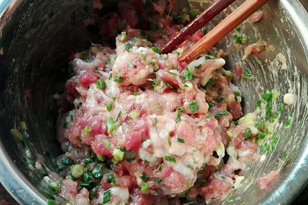 肉末青菜汤的做法图解2