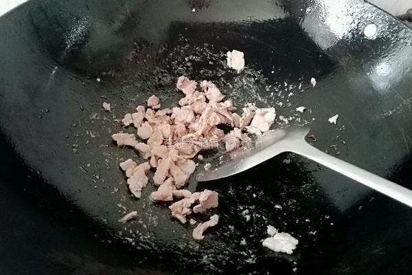 冬菇瘦肉冬瓜汤的做法图解3