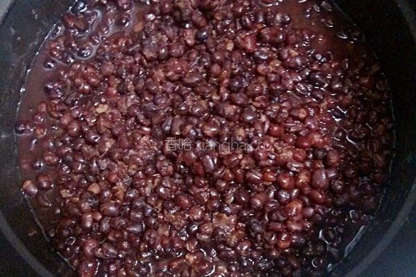 红豆沙月饼馅料的做法图解2