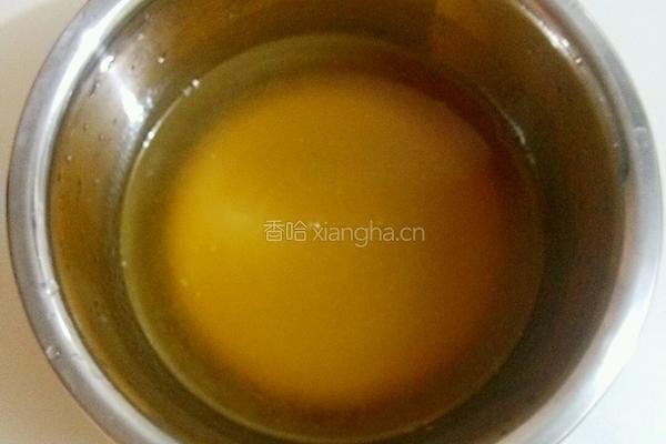 红豆沙馅广式月饼的做法图解1