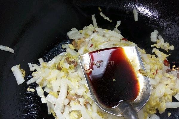 酸白菜炒肉的做法图解7