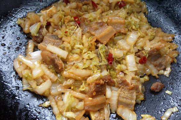 酸白菜炒肉的做法图解8