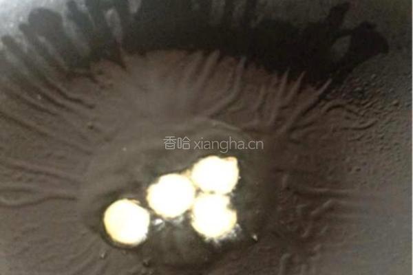黑椒牛腩的做法图解1