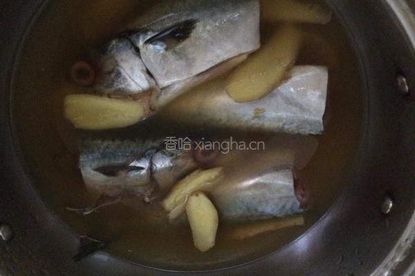 豆酱煮鱼的做法图解4
