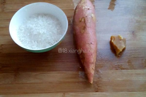 地瓜粥的做法图解1
