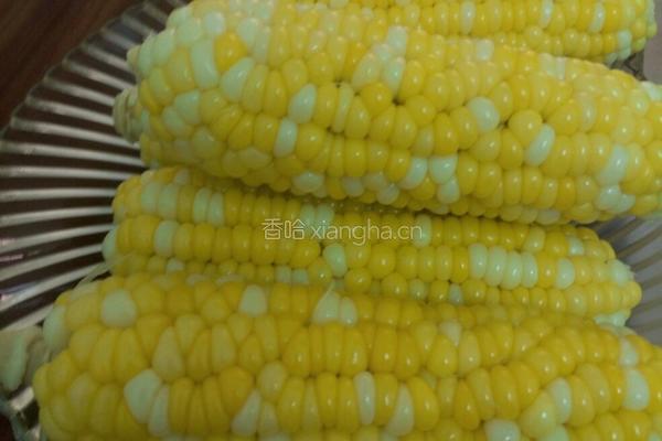 蒸甜玉米的做法图解3