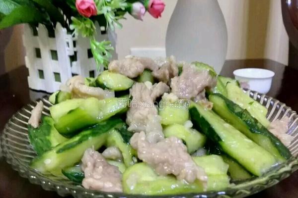 手拍黄瓜炒肉片的做法图解7