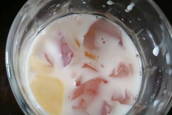 水果味牛奶果冻的做法图解4
