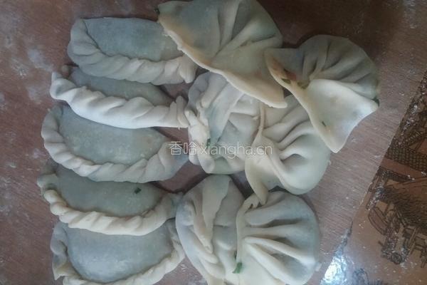 韭菜猪肉饺的做法图解8