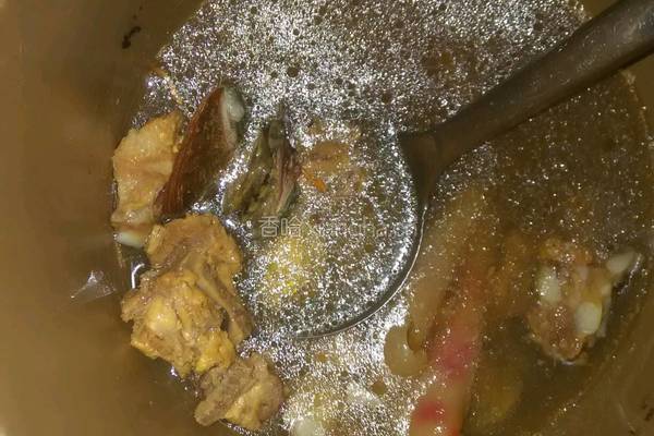 鲍鱼炖排骨的做法图解3