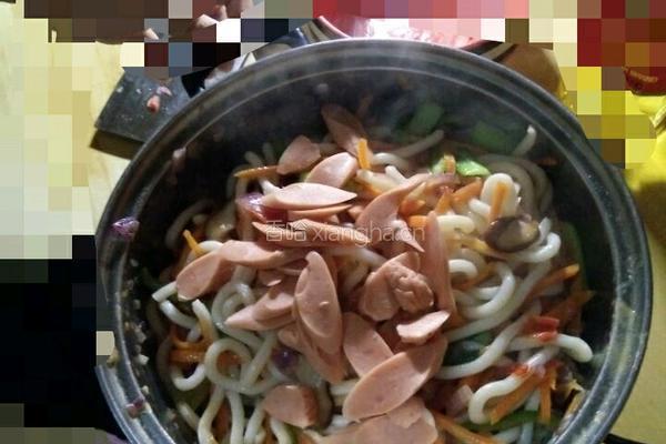 炒乌冬面的做法图解7