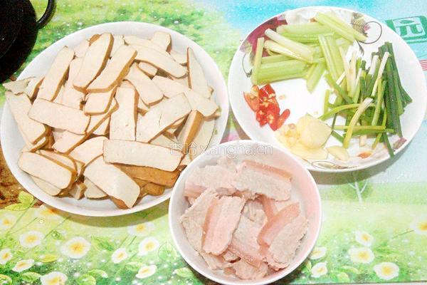 花肉炒香干的做法图解3