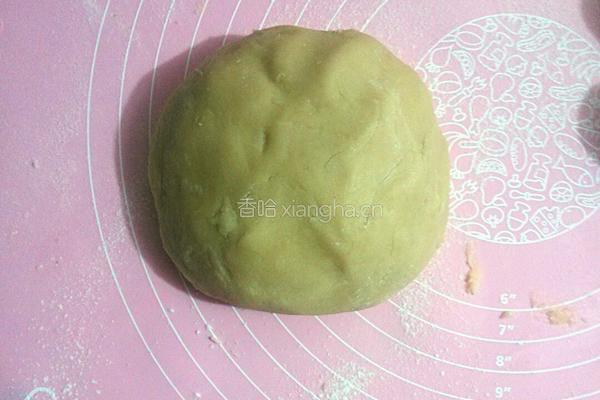 白莲蓉蛋黄广式月饼的做法图解4