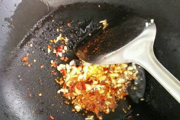 凉拌西芹绿豆芽的做法图解4