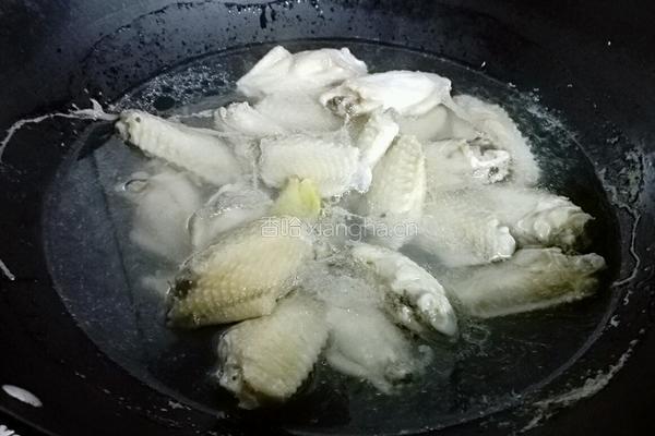 可乐鸡中翅的做法图解3