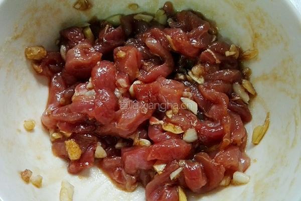 蒜蓉瘦肉蒸豆腐的做法图解3
