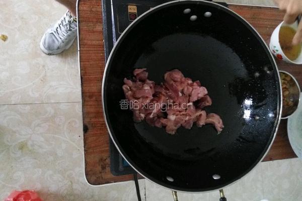 木耳炒肉的做法图解4