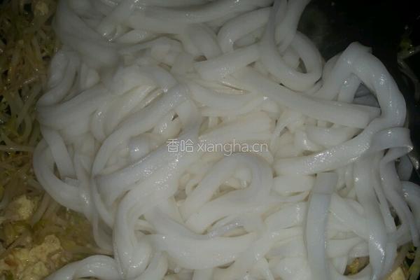 豆芽炒河粉的做法图解6