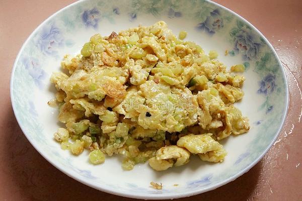 芹菜煎鸡蛋的做法图解7