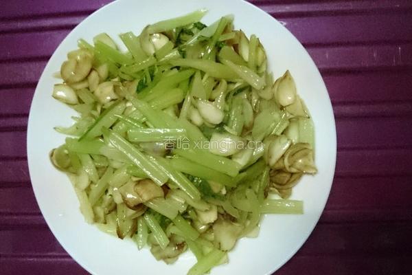 芹菜炒百合的做法图解6