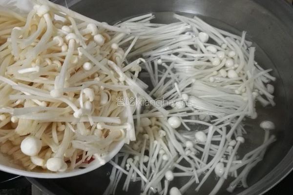 凉拌金针菇的做法图解4