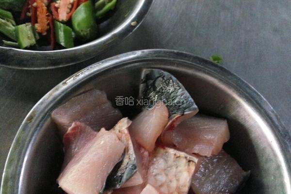 金牌小炒鱼的做法图解2