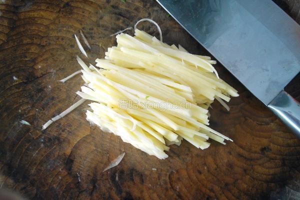 酸辣土豆丝的做法图解2