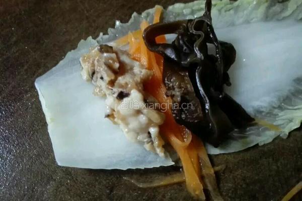 娃娃菜卷肉的做法图解4