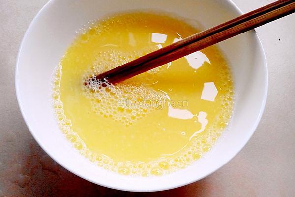 电饭煲蒸鸡蛋羮的做法图解5