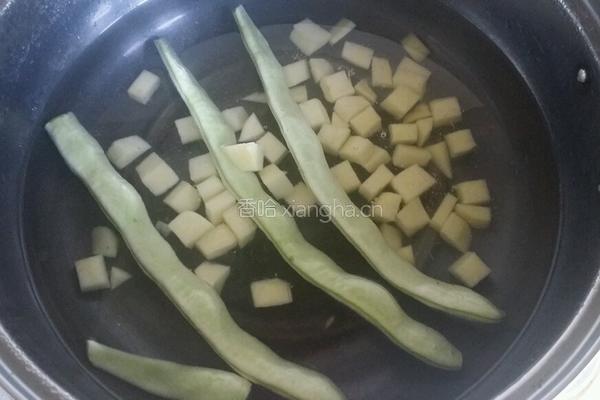 焗饭的做法图解1