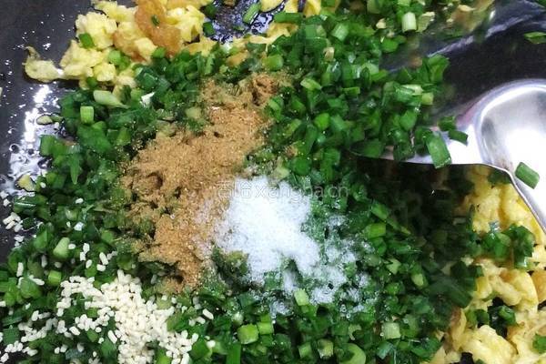 煎菜饼的做法图解3