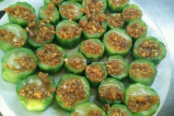 蒜蓉虾米蒸丝瓜的做法图解3