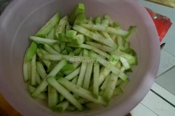 番茄蛋炒茄子的做法图解2