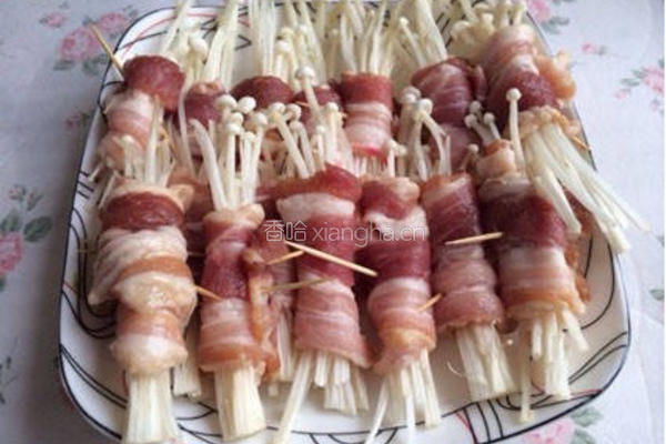 五花肉卷金针菇的做法图解3