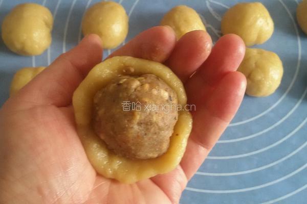 自来红香油月饼的做法图解11