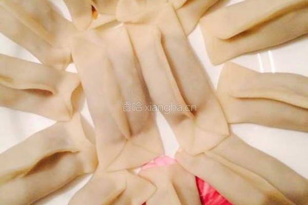 电饼当香菇鲜肉个锅贴的做法图解5