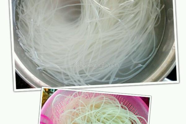 黄豆芽炒条的做法图解1