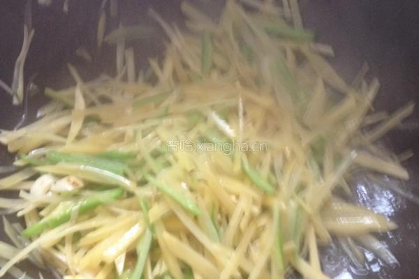青椒炒土豆的做法图解3