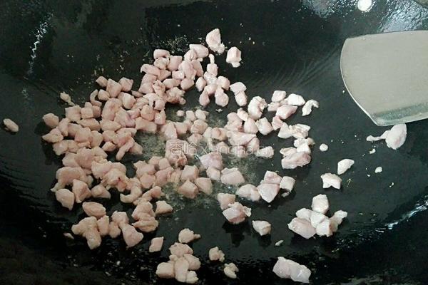 藕丁炒肉的做法图解4