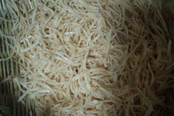 干煸土豆丝的做法图解2