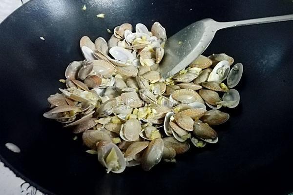 炒花甲的做法图解6