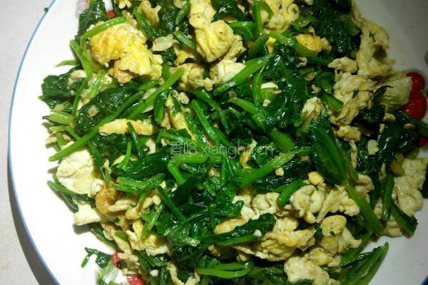 菠菜炒鸡蛋的做法图解5
