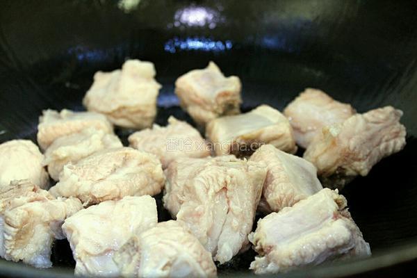 莲藕炖排骨的做法图解5