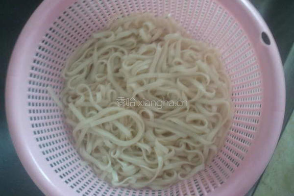 葱油拌面的做法图解4